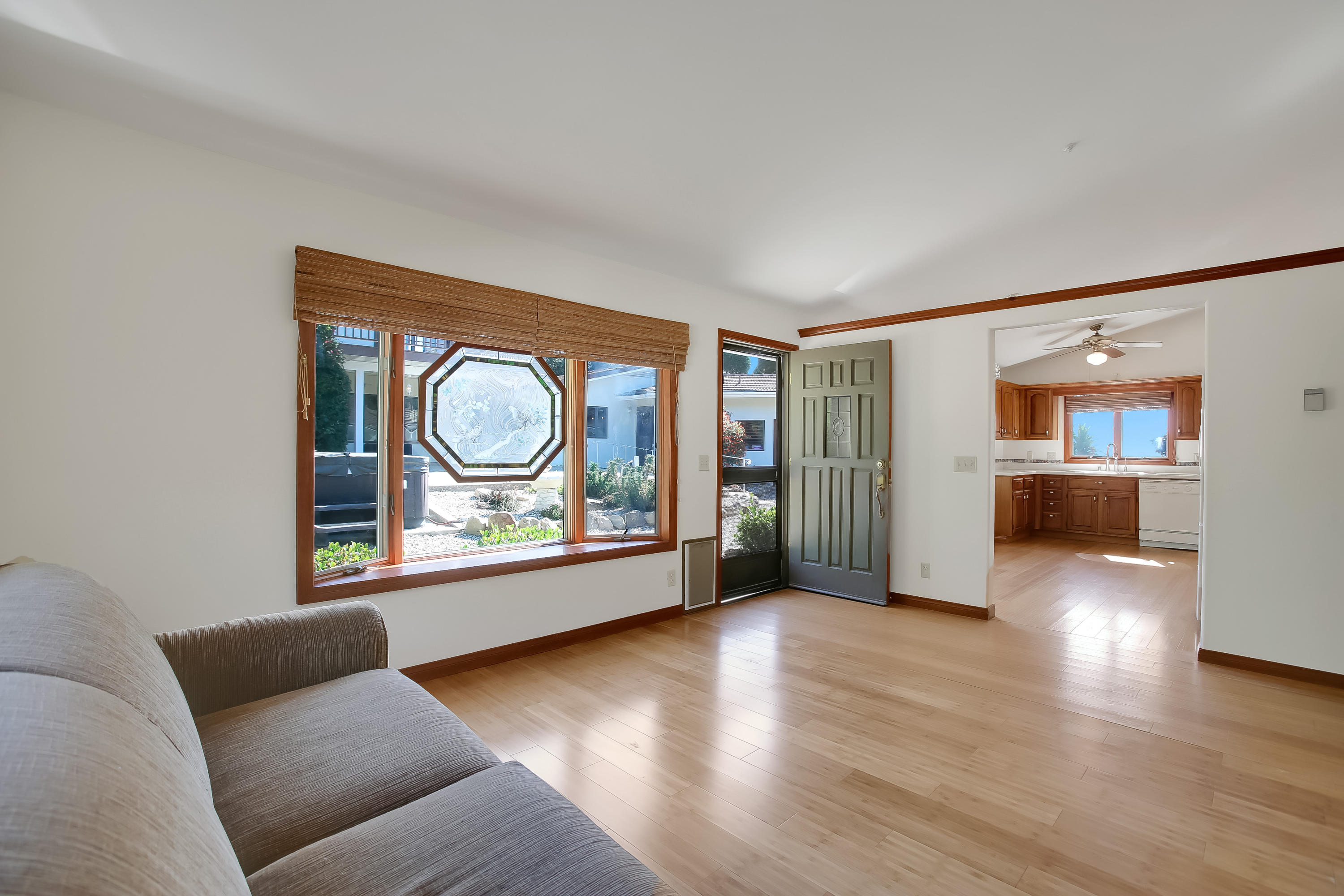 1731 La Mirada Drive Carpinteria, CA 93013 - Photo 38 of 50 072