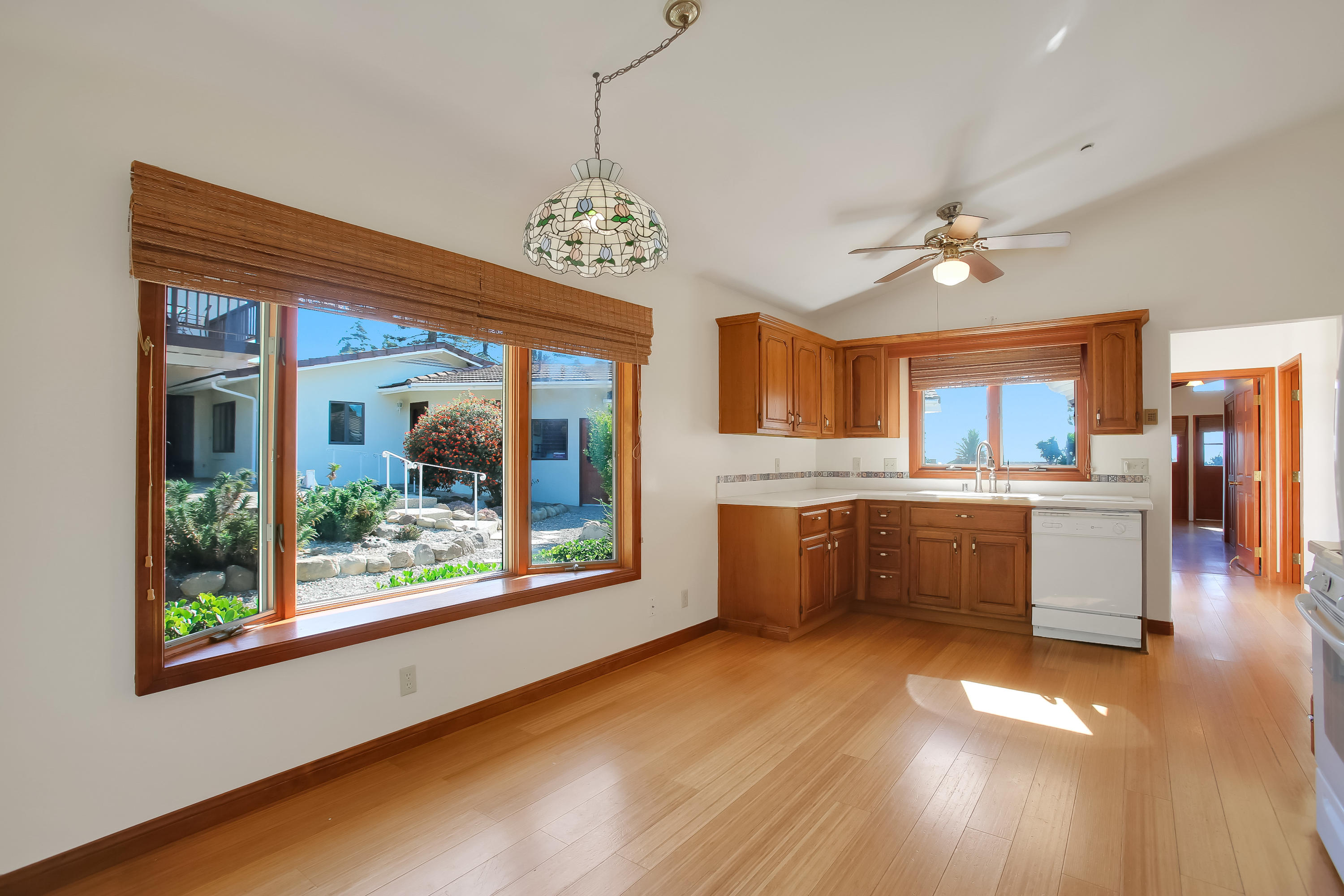 1731 La Mirada Drive Carpinteria, CA 93013 - Photo 39 of 50 074