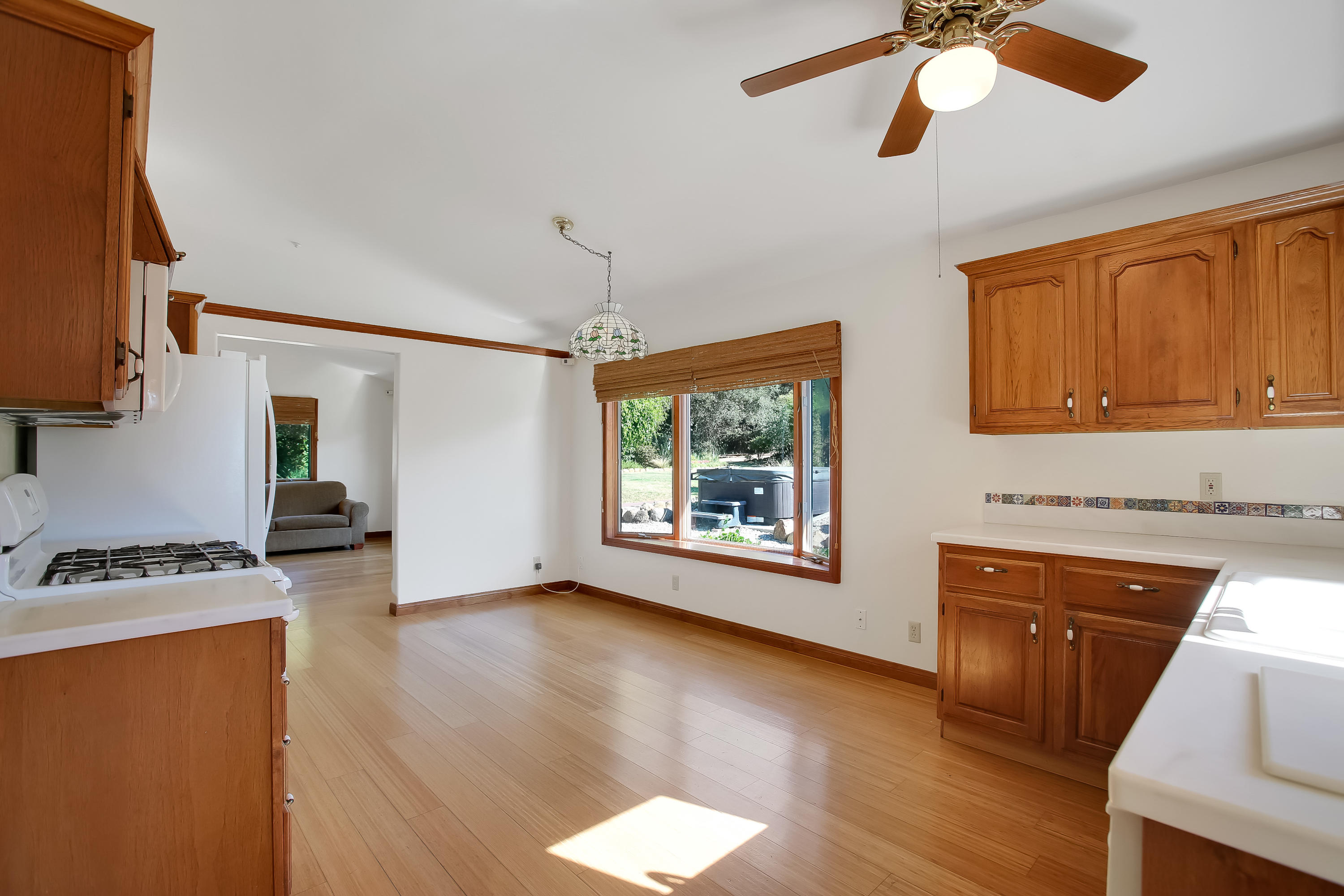 1731 La Mirada Drive Carpinteria, CA 93013 - Photo 40 of 50 076