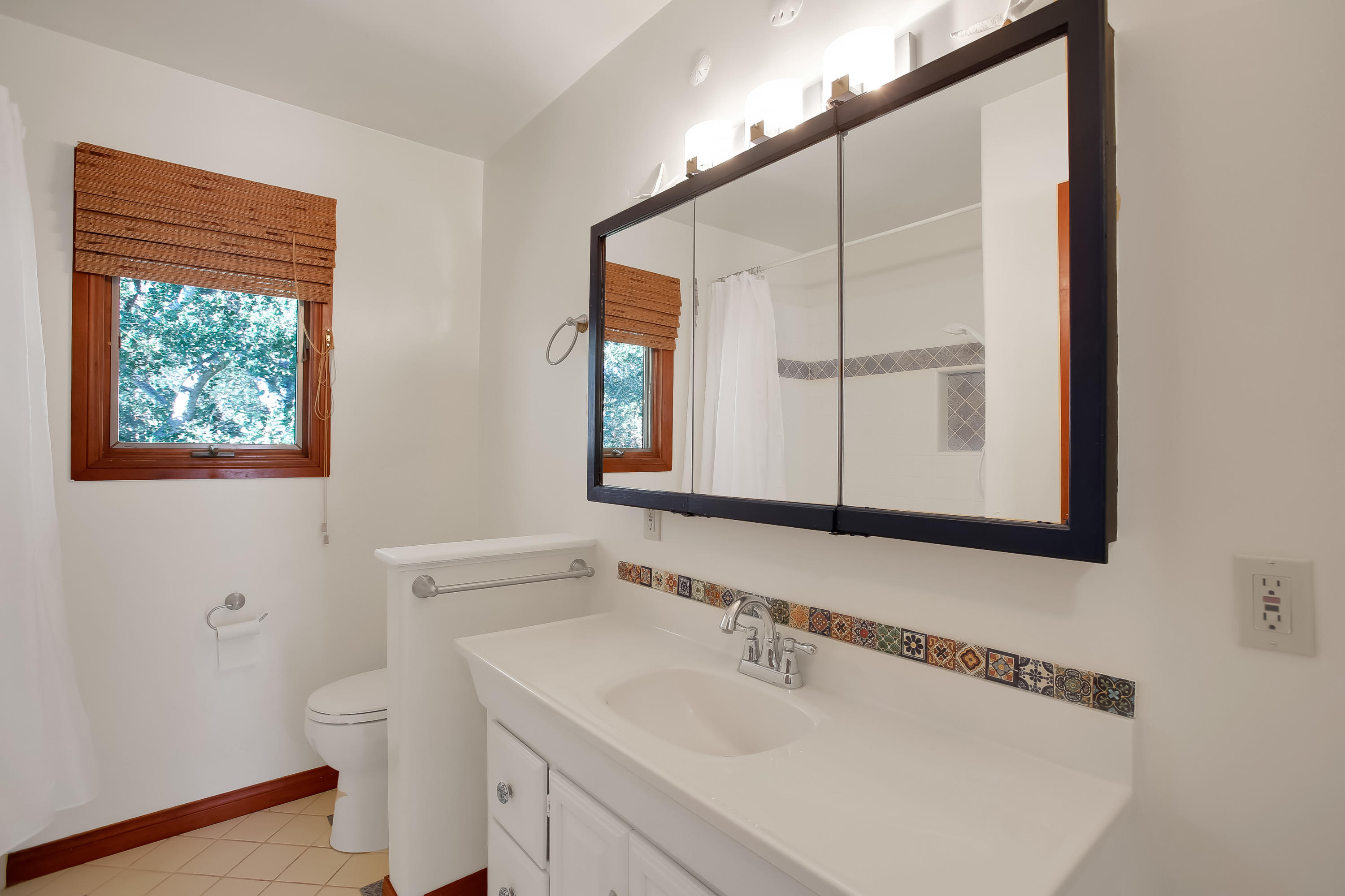 1731 La Mirada Drive Carpinteria, CA 93013 - Photo 44 of 50 079