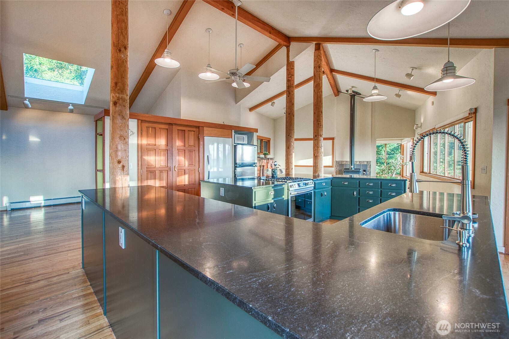 406 Parker Reef Road Orcas Island, WA 98245 - Photo 12 of 36