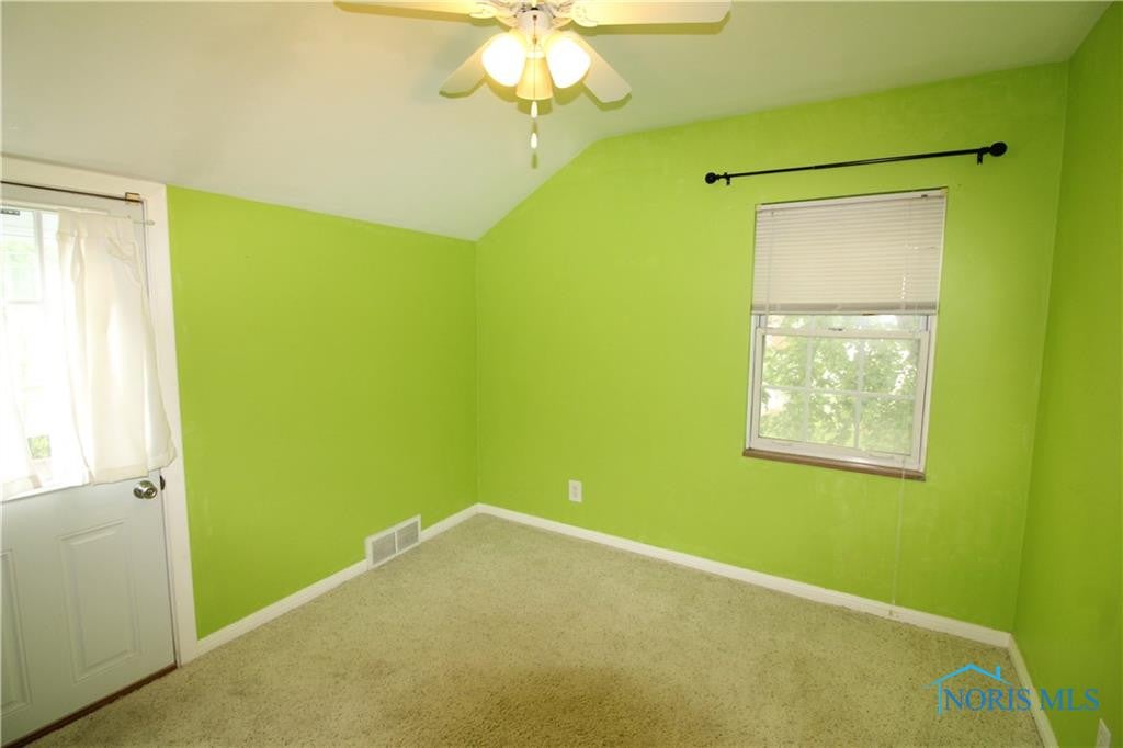 3802 Elmhurst Road Toledo, OH 43613 - Photo 13 of 21 Gallery Image 13