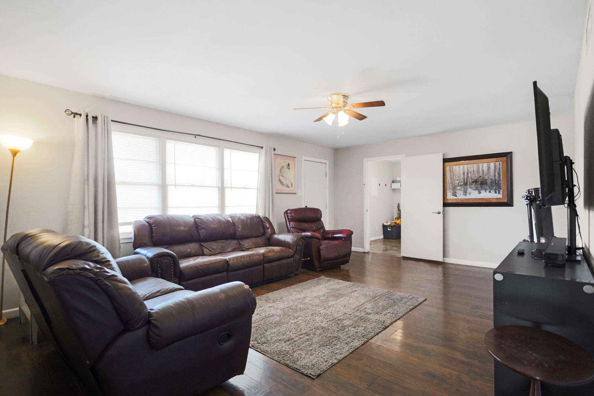4917 49th Street Lubbock, TX 79414 - Photo 6 of 32 IMG_7081
