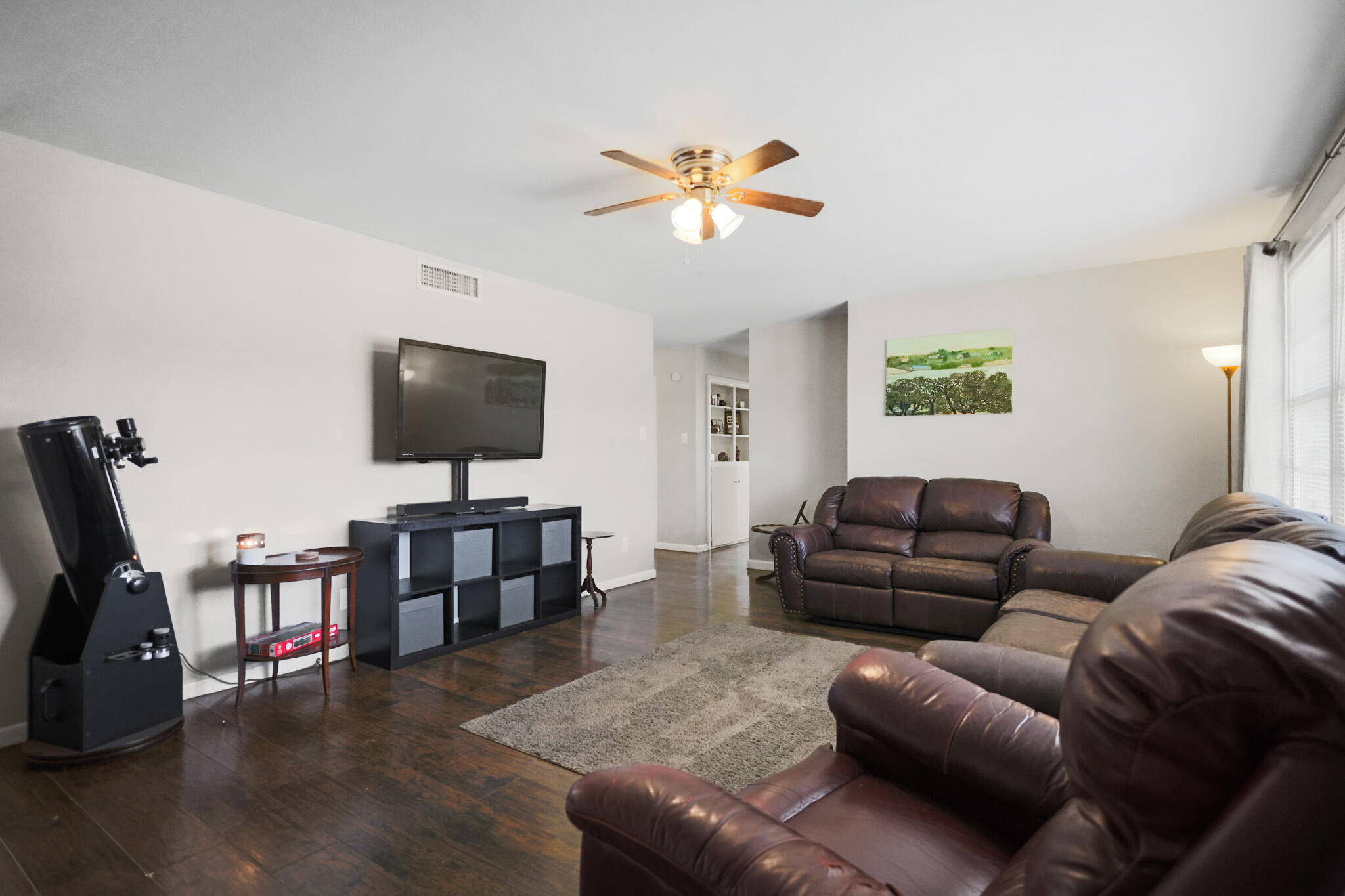 4917 49th Street Lubbock, TX 79414 - Photo 8 of 32 IMG_7088