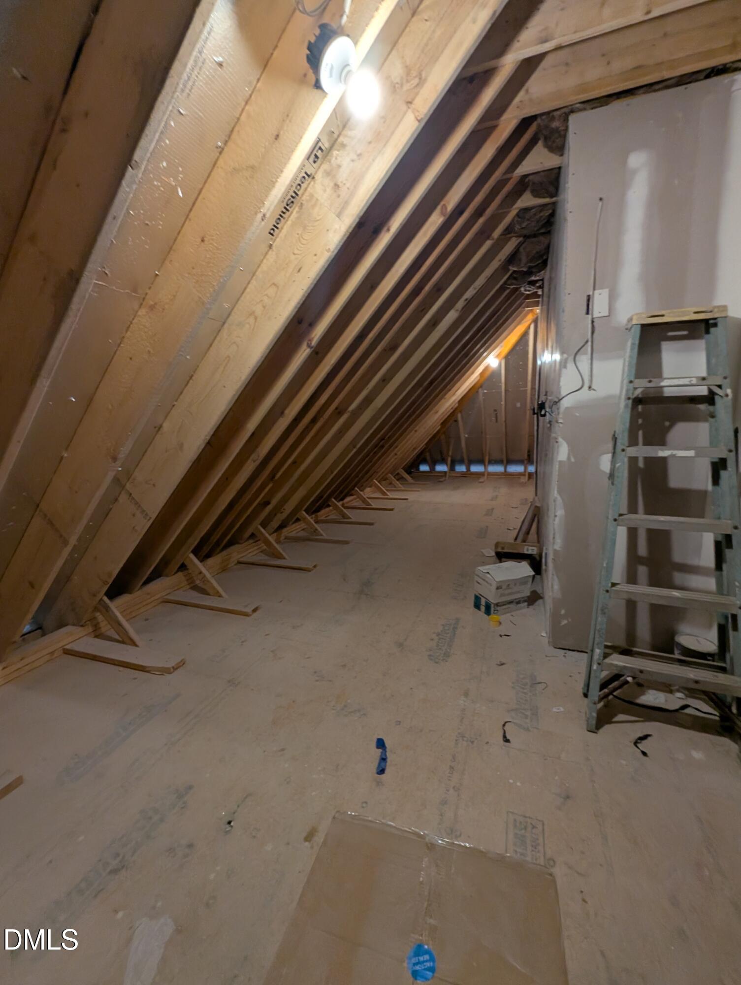 1616 River Bend Lane Raleigh, NC 27610 - Photo 40 of 54 PXL_20251120_152538867.MP