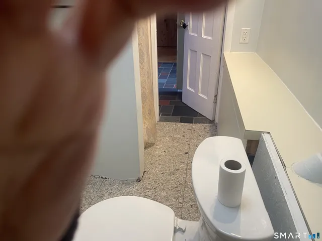 $1,200 | 1633 Main Street North, Woodbury, CT 06798