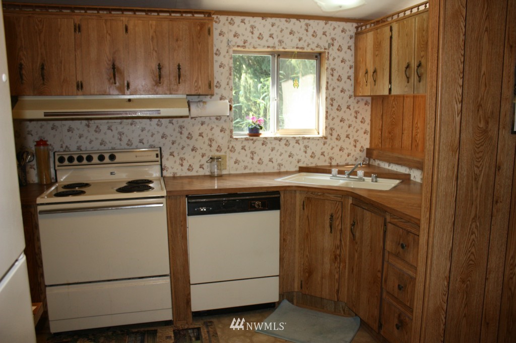 20726 Welch Road Snohomish, WA 98296 - Photo 2 of 10