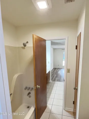 $1,650 | 9216 Pointe Aux Chenes Road, Ocean Springs, MS 39564