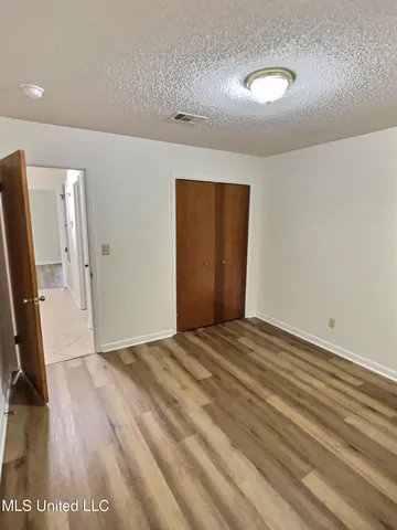 $1,650 | 9216 Pointe Aux Chenes Road, Ocean Springs, MS 39564