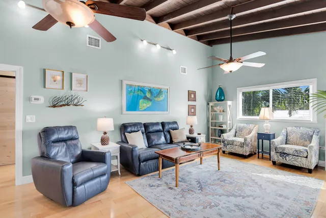 $1,725,000 | 29678 Constitution Avenue, Big Pine Key, FL 33043