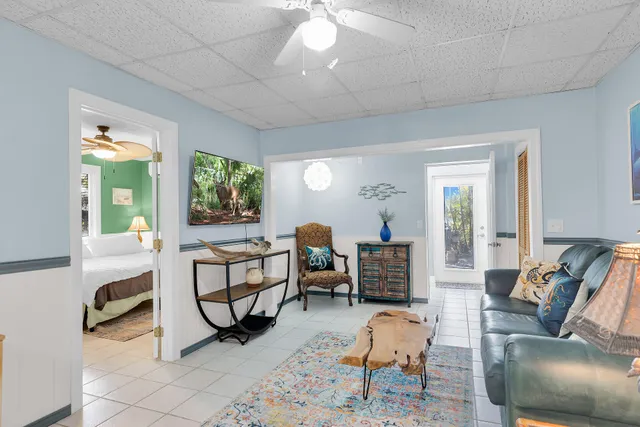 $1,725,000 | 29678 Constitution Avenue, Big Pine Key, FL 33043