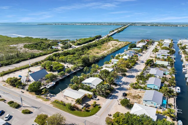 $1,725,000 | 29678 Constitution Avenue, Big Pine Key, FL 33043