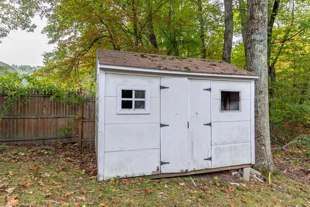 $579,000 | 15 Linwood Avenue, Salem, NH 03079