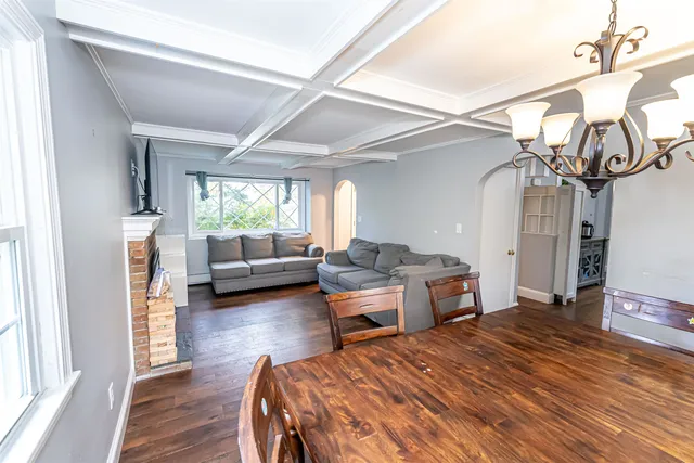 $579,000 | 15 Linwood Avenue, Salem, NH 03079