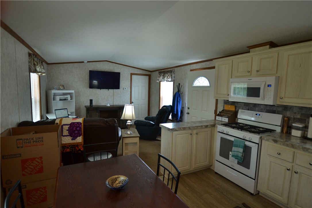 898 Ridge Road, Unit 48 Webster, NY 14580 - Photo 13 of 33