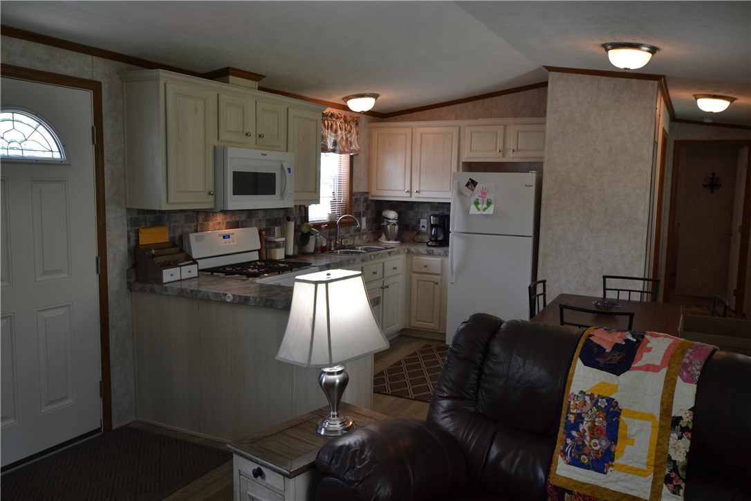 898 Ridge Road, Unit 48 Webster, NY 14580 - Photo 14 of 33