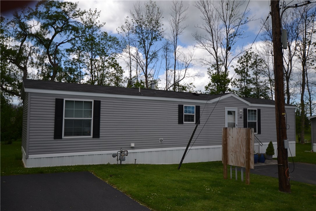 898 Ridge Road, Unit 48 Webster, NY 14580 - Photo 4 of 33