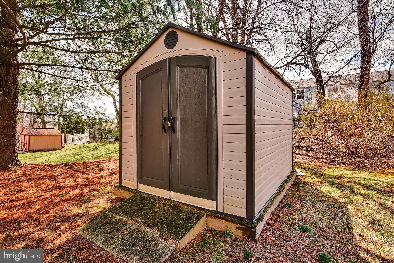 1333 Pelham Road Harrisburg, PA 17110 - Photo 22 of 25 Shed