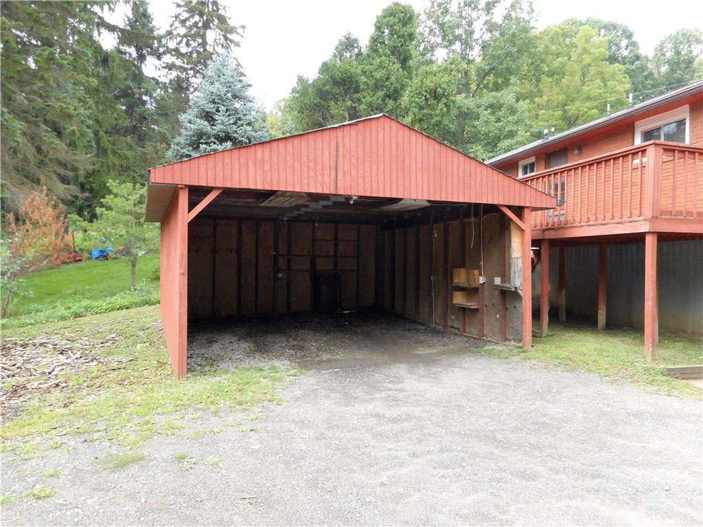 1420 Reissing Road McDonald, PA 15057 - Photo 19 of 25 Carport
