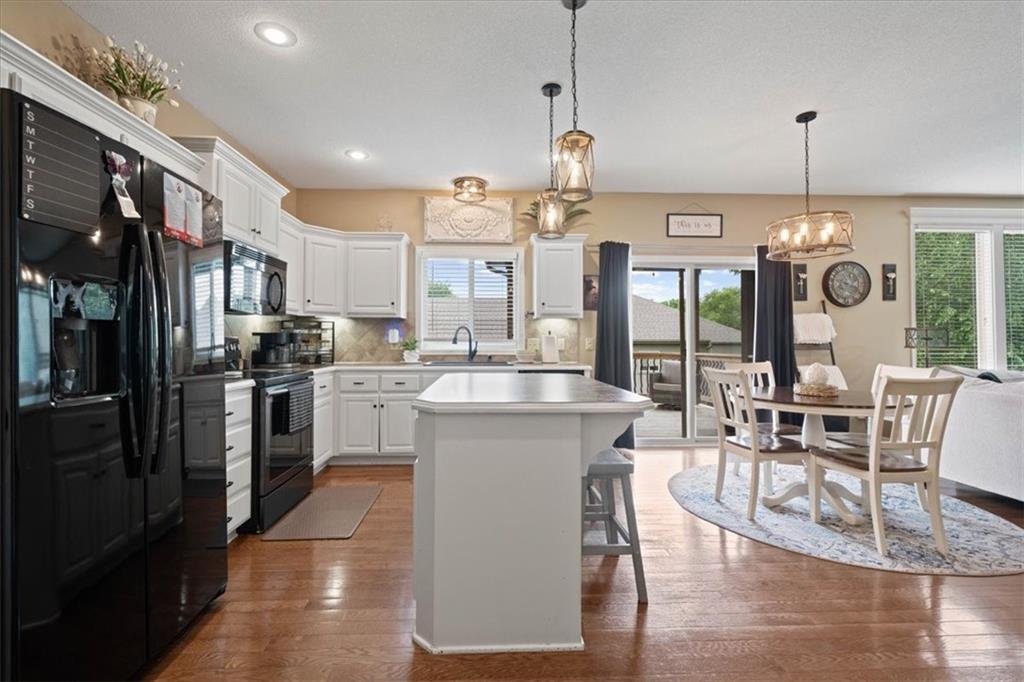 1304 Ashdown Circle Raymore, MO 64083 - Photo 16 of 38