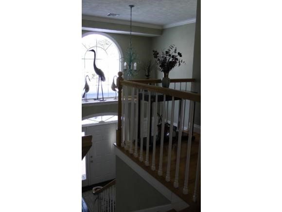 24 Pinebrook Road Nashua, NH 03062 - Photo 20 of 36