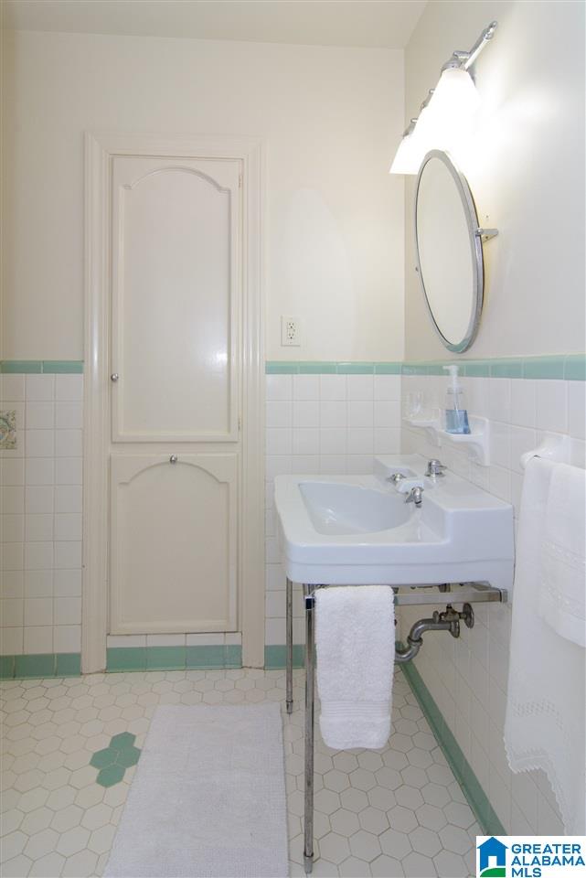 3309 Overcrest Road Birmingham, AL 35223 - Photo 30 of 50
