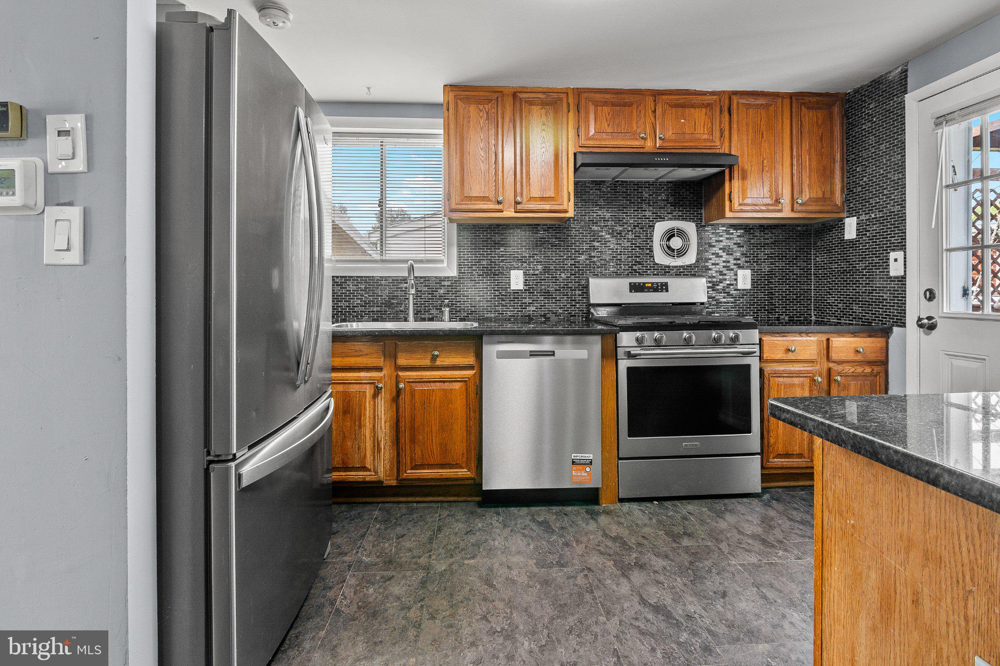 2428 Forest Green Road Baltimore, MD 21209 - Photo 10 of 18 Gallery Image 10