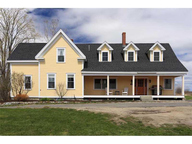 727 North Road Yarmouth, ME 04096 - Photo 1 of 18 Exterior Front.