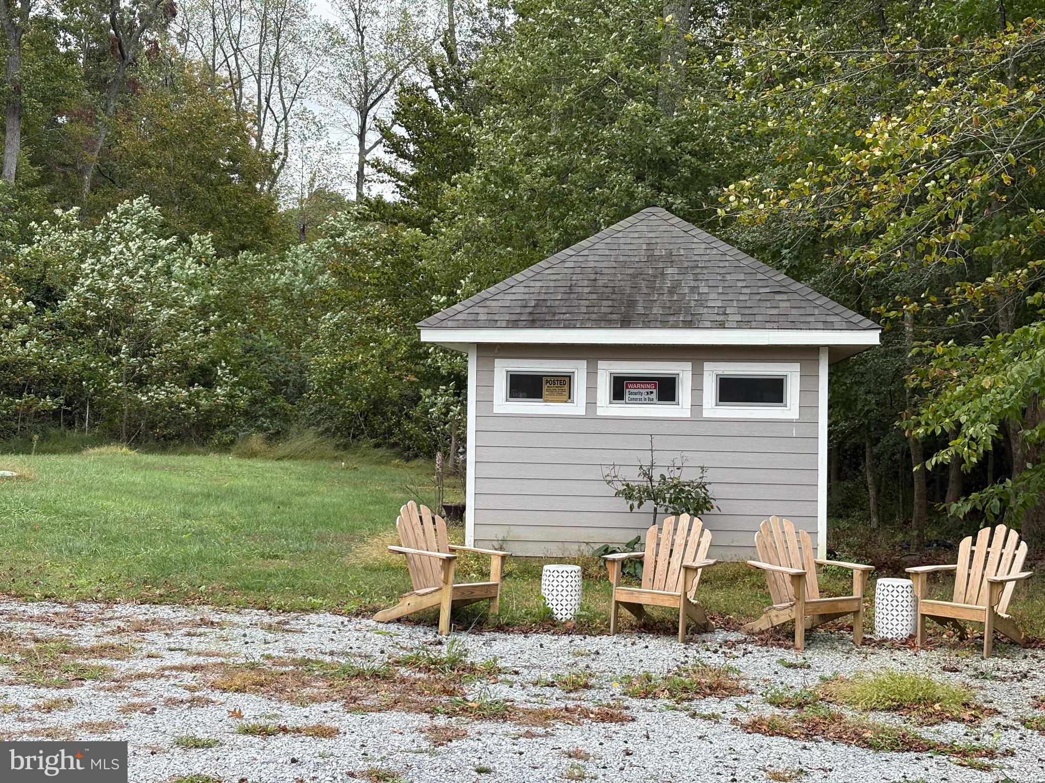 10105 Morgantown Road Newburg, MD 20664 - Photo 14 of 15 a front view of a house with garden