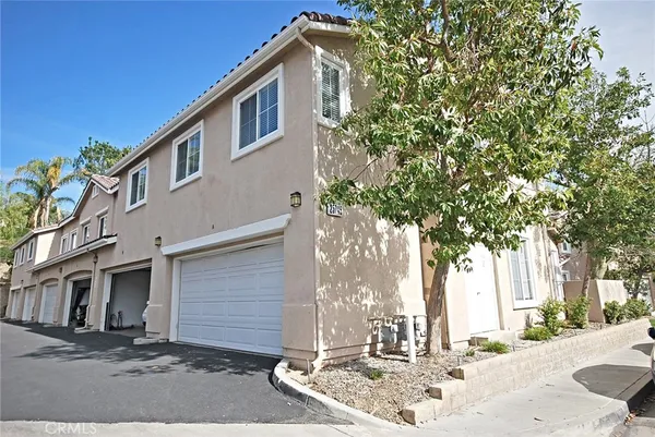 $3,200 | 25745 Perlman Place, Unit A, Stevenson Ranch, CA 91381