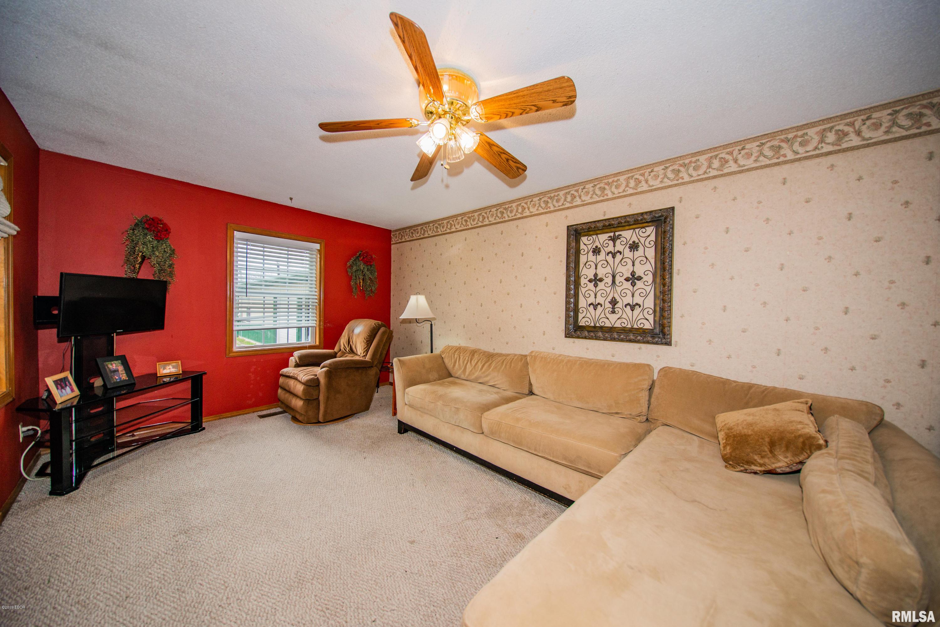 13995 North Link Lane Mount Vernon, IL 62864 - Photo 12 of 35