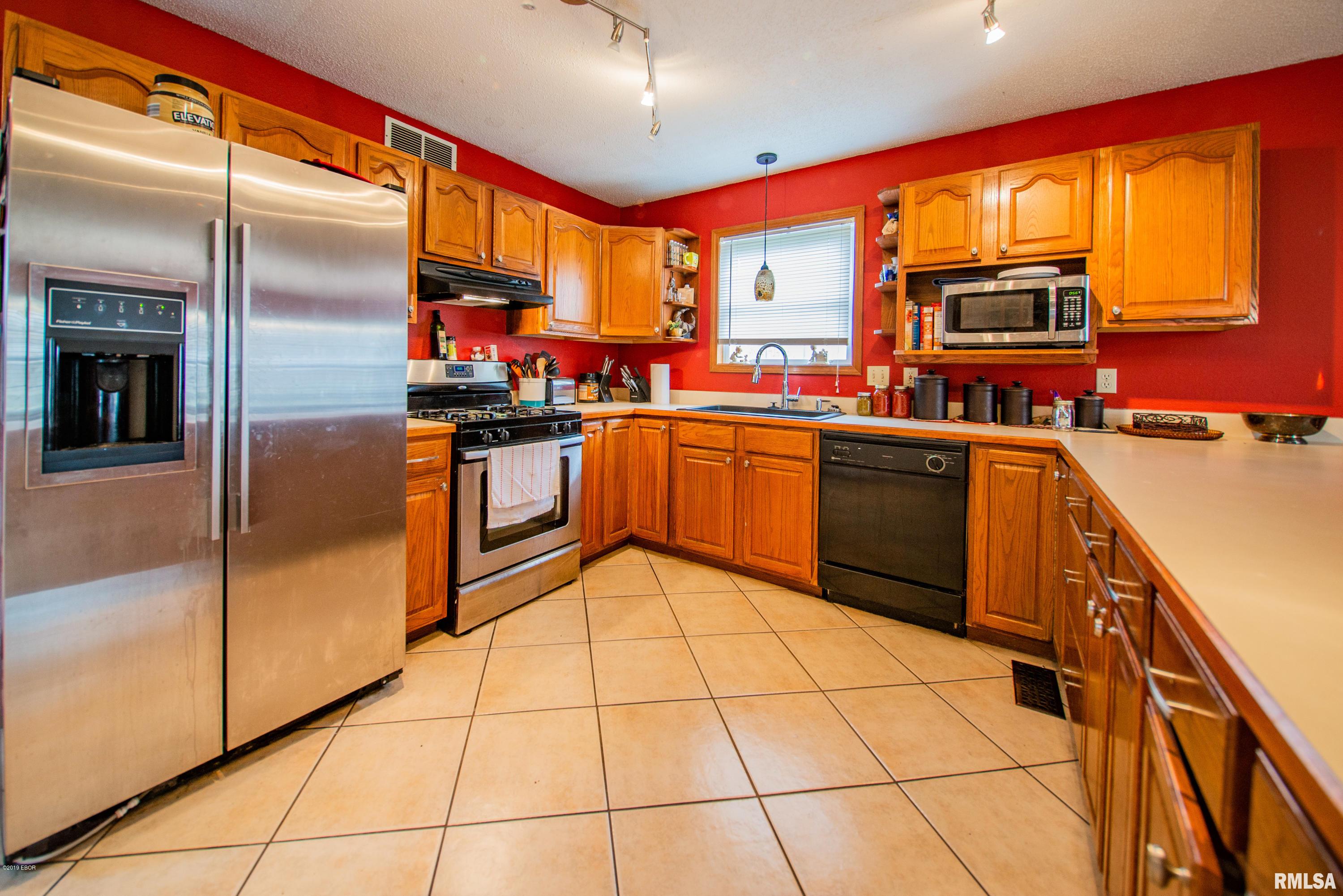 13995 North Link Lane Mount Vernon, IL 62864 - Photo 17 of 35