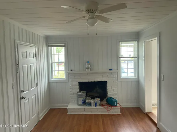 $2,800 | 5308 Wrightsville Avenue, Wilmington, NC 28403