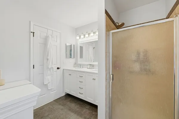 $450,000 | 830 Longwood Drive, Algonquin, IL 60102