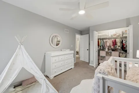 $450,000 | 830 Longwood Drive, Algonquin, IL 60102