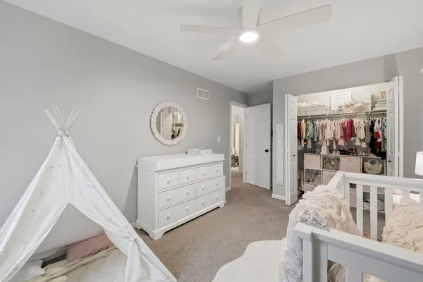 $450,000 | 830 Longwood Drive, Algonquin, IL 60102