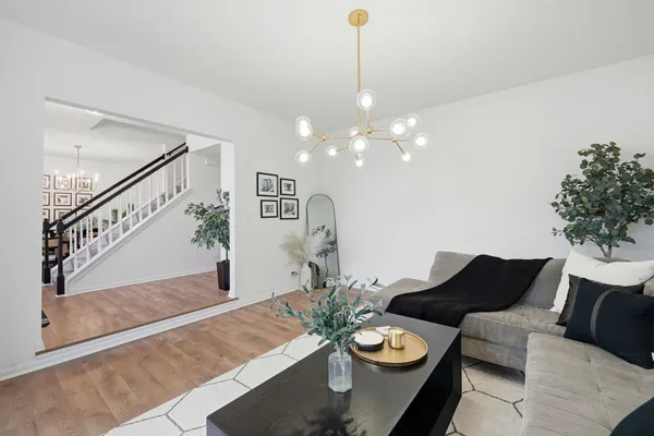 $450,000 | 830 Longwood Drive, Algonquin, IL 60102