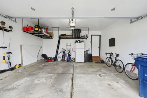 $450,000 | 830 Longwood Drive, Algonquin, IL 60102