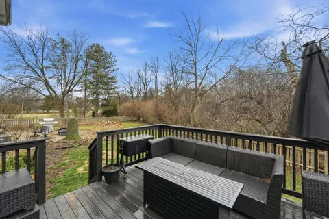 $450,000 | 830 Longwood Drive, Algonquin, IL 60102