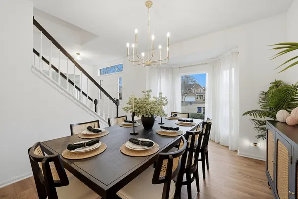 $450,000 | 830 Longwood Drive, Algonquin, IL 60102