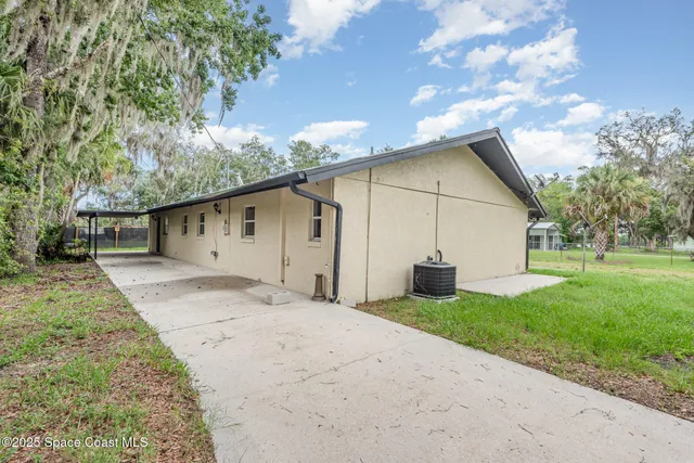 $374,900 | 4085 Cypress Bend, Geneva, FL 32732