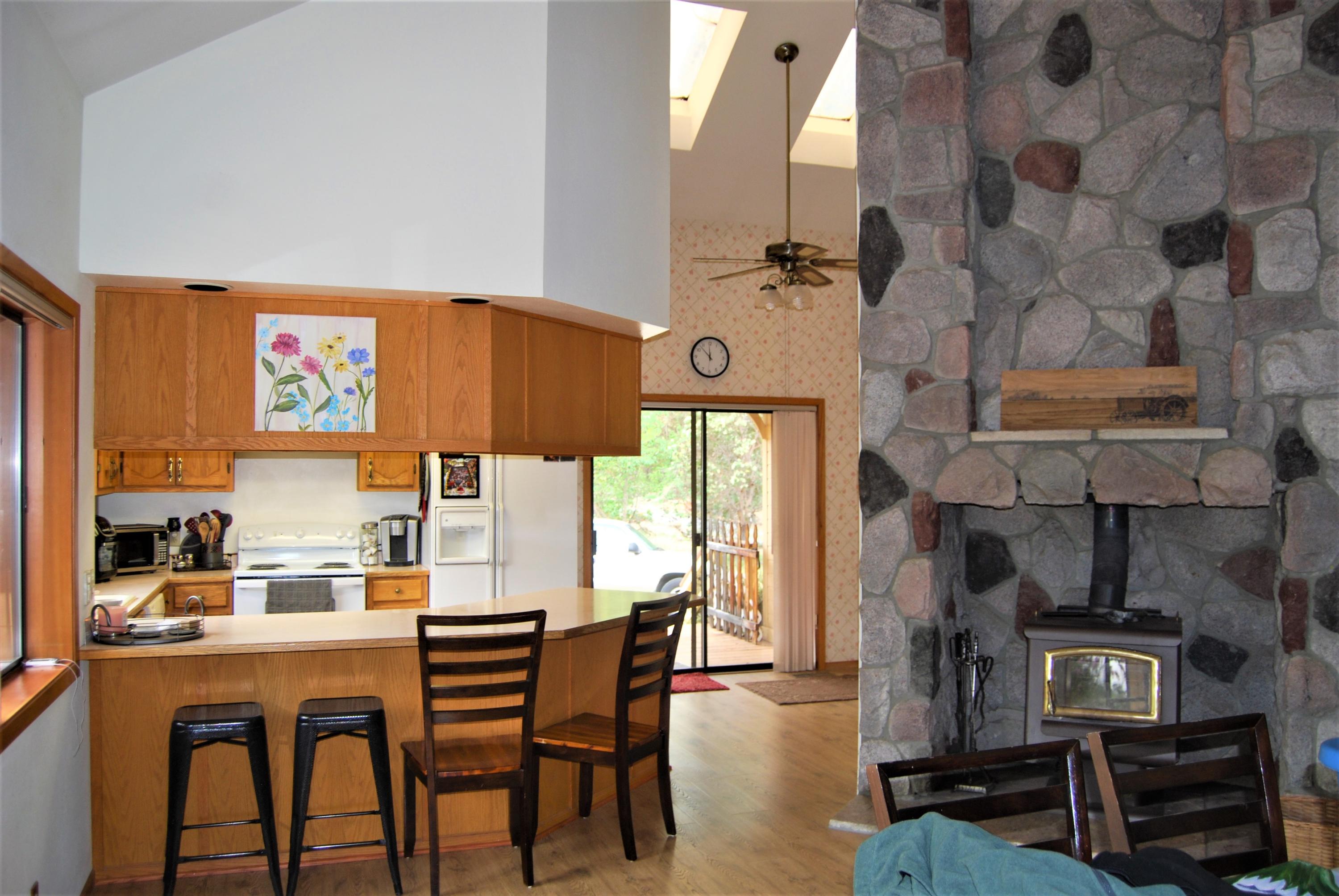 5994 Upper Applegate Road Jacksonville, OR 97530 - Photo 10 of 21 10