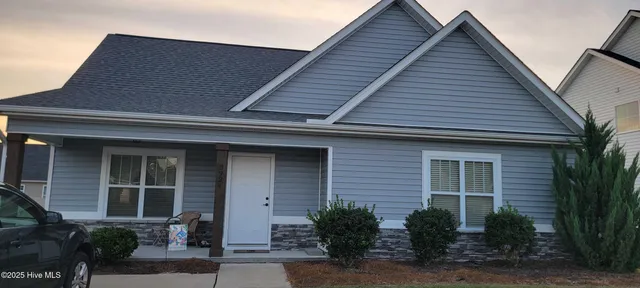 $1,950 | 3924 Pensacola Drive, Greenville, NC 27834