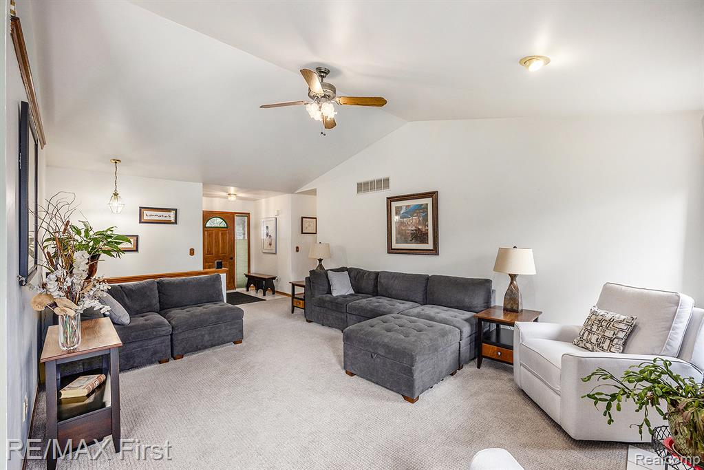 33550 24 Mile Road Chesterfield, MI 48047 - Photo 5 of 24
