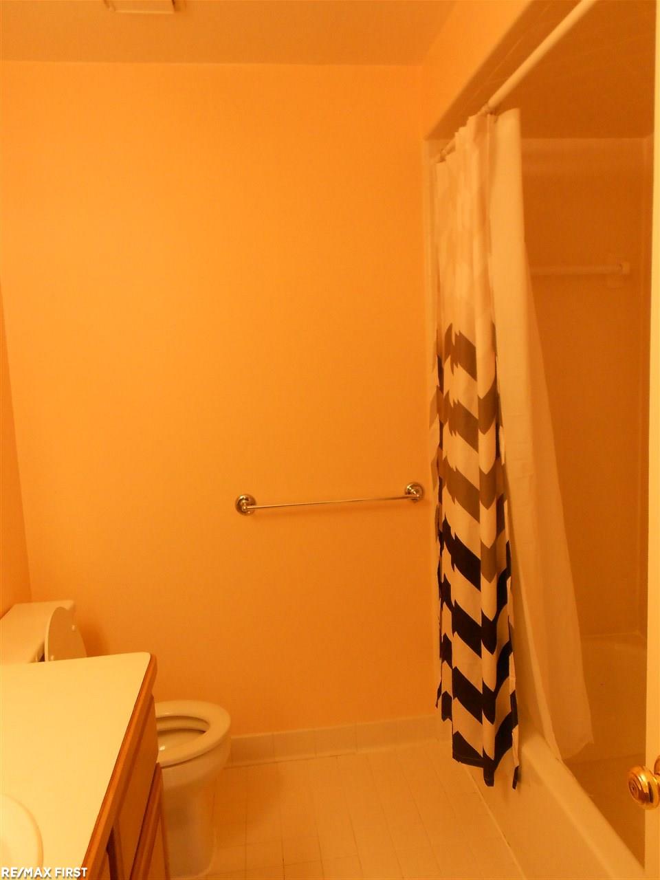 37386 Stonegate Circle Clinton Township, MI 48036 - Photo 9 of 17