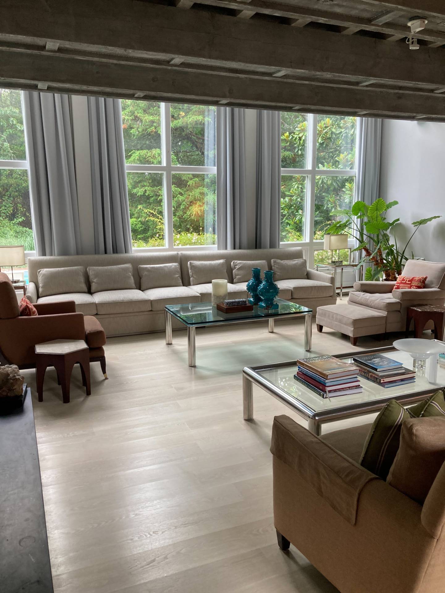 311 Meadows West Bridgehampton, NY 11932 - Photo 3 of 11 a living room with furniture and a window