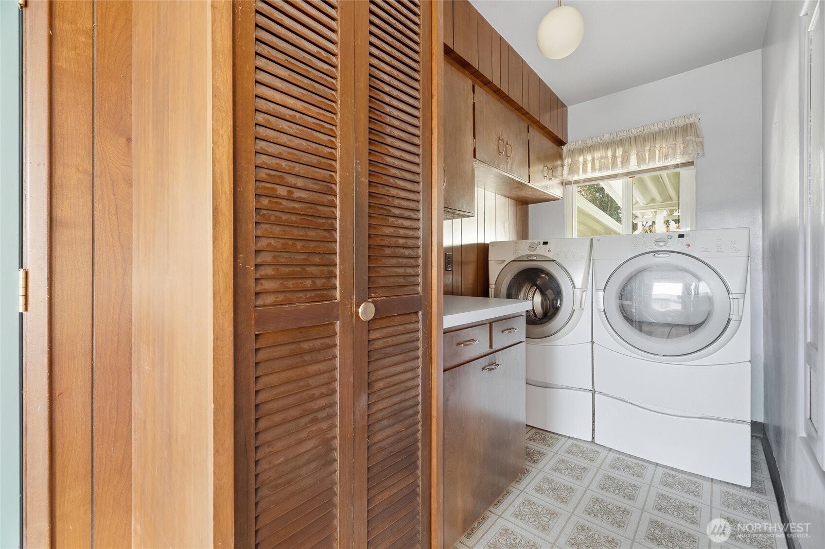 3023 Lynn Street Bellingham, WA 98225 - Photo 13 of 40