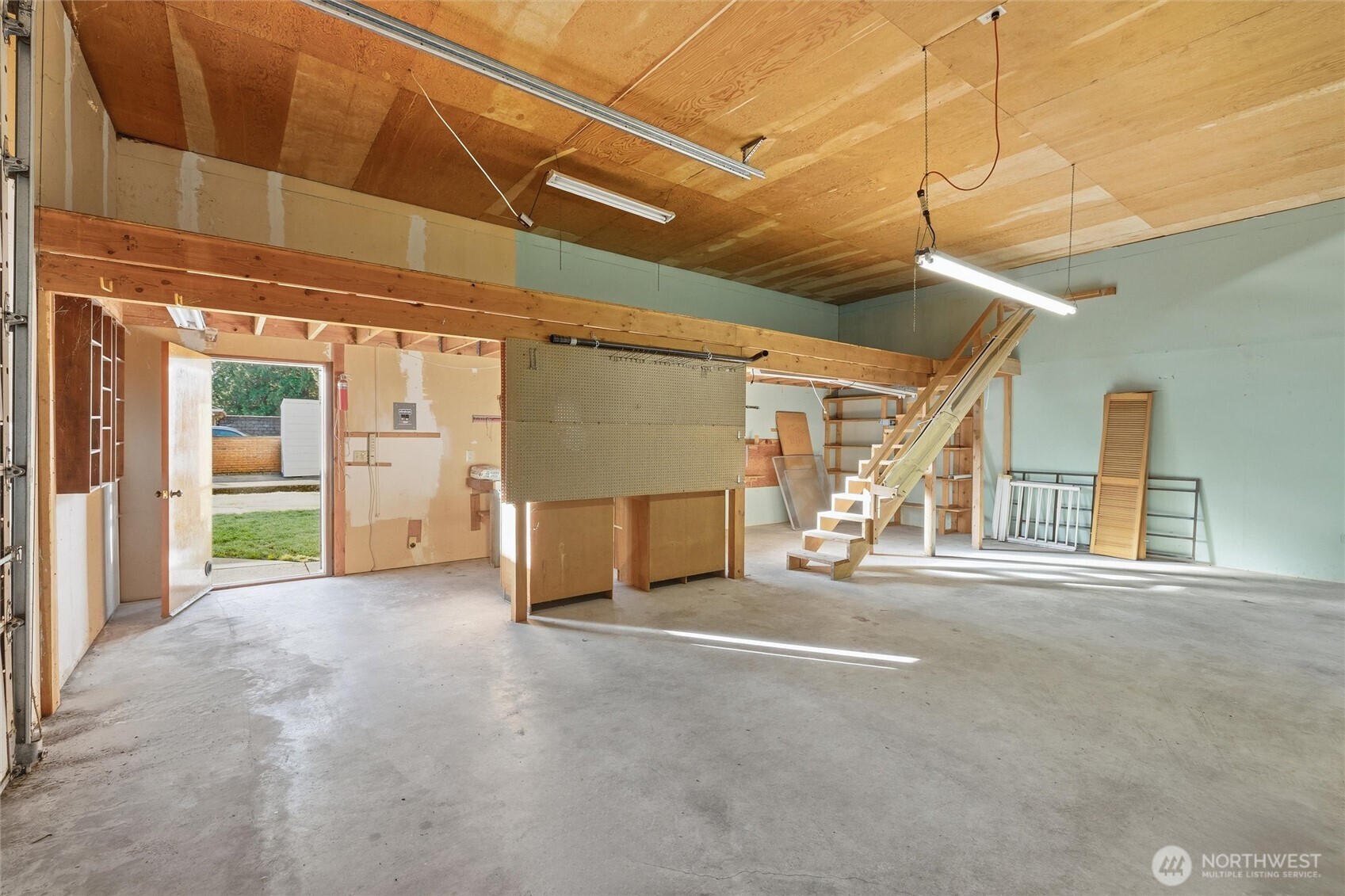 3023 Lynn Street Bellingham, WA 98225 - Photo 36 of 40