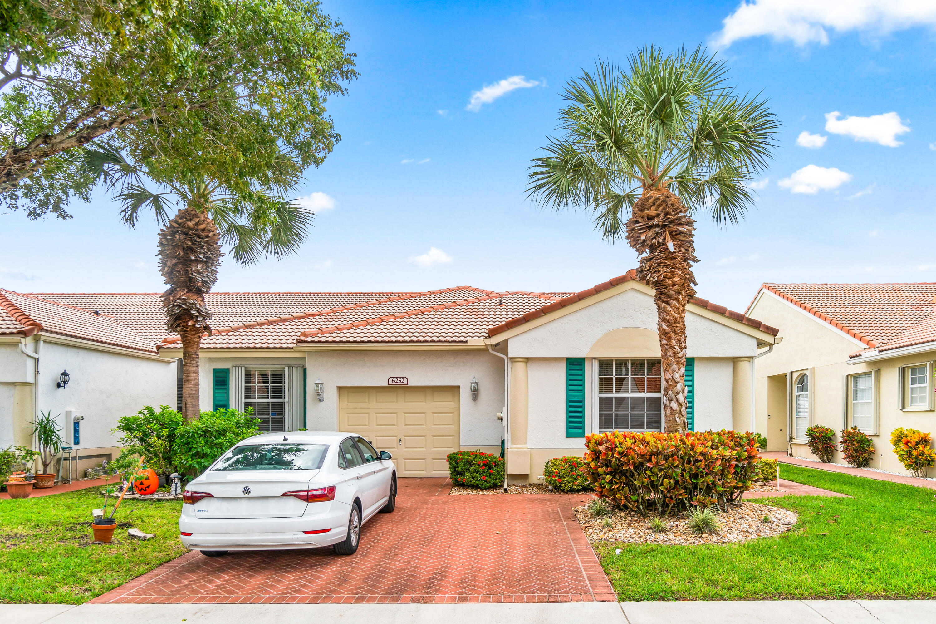 6252 Heliconia Road Delray Beach, FL 33484 - Photo 2 of 38 Front 2