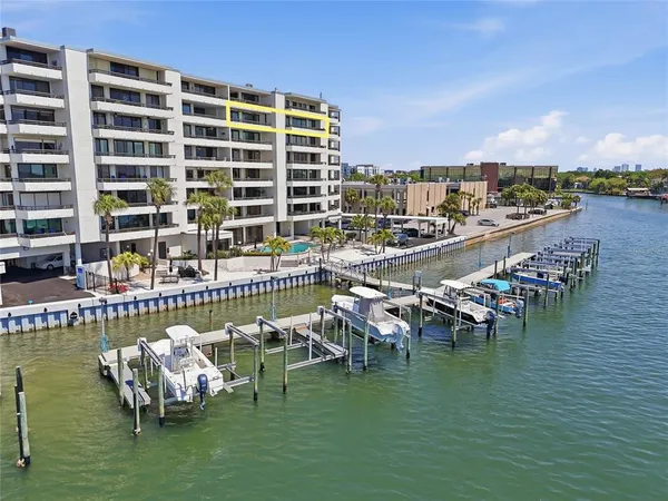 $9,500 | 5700 Mariner Street, Unit 702, Tampa, FL 33609